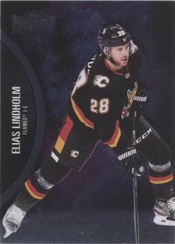 #136 Elias Lindholm - Calgary Flames - 2021-22 Skybox Metal Universe Hockey