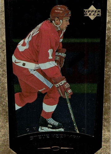 #209 Steve Yzerman - Detroit Red Wings - 1998-99 Upper Deck Gold Reserve Hockey