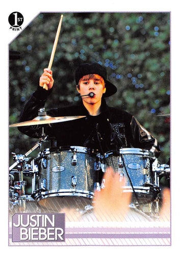 #26 Ever the professional musician, during his liv - 2010 Panini Justin Bieber