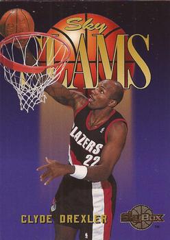 #304 Clyde Drexler - Portland Trail Blazers - 1994-95 SkyBox Premium Basketball