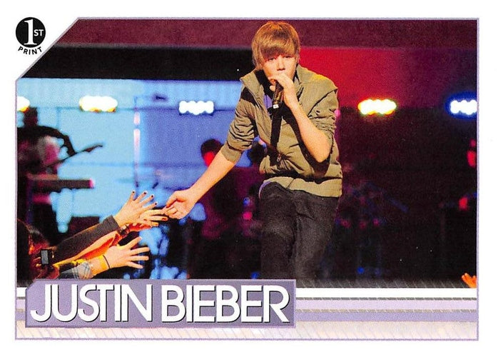 #31 Justin sang at the 2010 Annual Upfront Present - 2010 Panini Justin Bieber