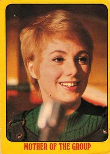 #32 Mother of the Group - 1971 O-Pee-Chee The Partridge Family