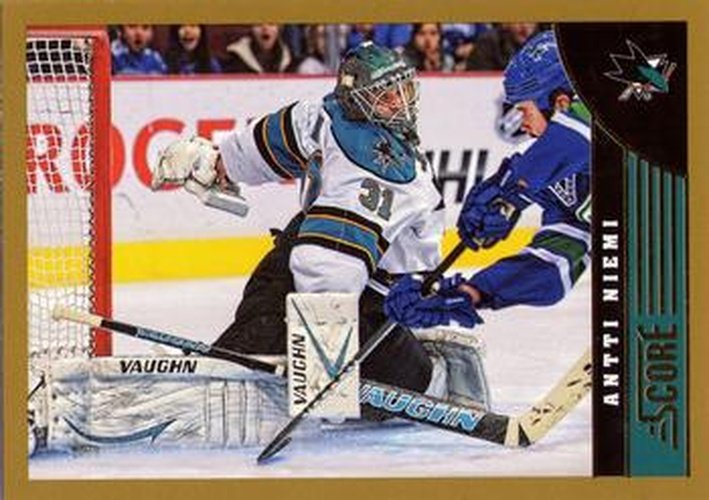 #422 Antti Niemi - San Jose Sharks - 2013-14 Score - Gold Hockey