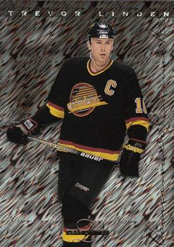 #42 Trevor Linden - Vancouver Canucks - 1995-96 Leaf Limited Hockey