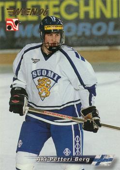 #30 Aki-Petteri Berg - Finland - 1996 Semic Collections Wien-96 Hockey