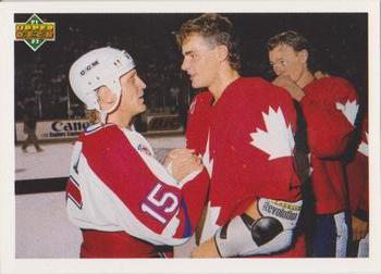 #7b Canada Coupe (Brett Hull / Eric Lindros) - USA / Canada - 1991-92 Upper Deck French Hockey