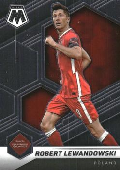 #51 Robert Lewandowski - Poland - 2021-22 Panini Mosaic Road to FIFA World Cup Soccer