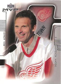 #69 Dominik Hasek - Detroit Red Wings - 2001-02 Upper Deck MVP Hockey