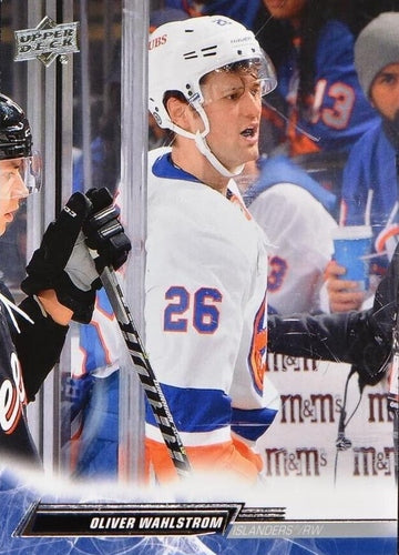 #589b Oliver Wahlstrom - New York Islanders - 2022-23 Upper Deck Hockey