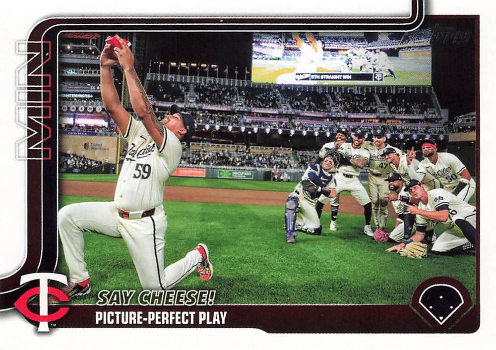 #81 Say Cheese! Picture-Perfect Play - Minnesota Twins - 2025 Topps Baseball