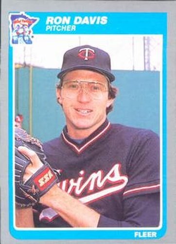 #275 Ron Davis - Minnesota Twins - 1985 Fleer Baseball
