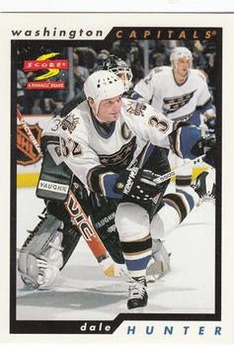 #110 Dale Hunter - Washington Capitals - 1996-97 Score Hockey