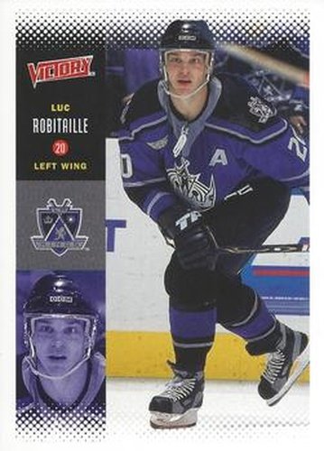 #111 Luc Robitaille - Los Angeles Kings - 2000-01 Upper Deck Victory Hockey