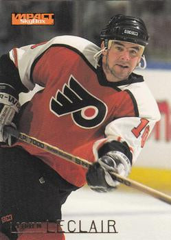 #126 John LeClair - Philadelphia Flyers - 1995-96 SkyBox Impact Hockey