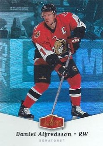 #147 Daniel Alfredsson - Ottawa Senators - 2006-07 Flair Showcase Hockey