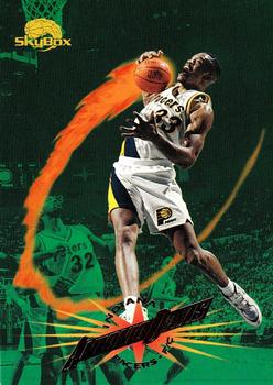 #175 Antonio Davis - Indiana Pacers - 1995-96 SkyBox Premium Basketball