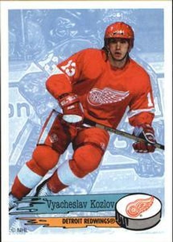 #180 Vyacheslav Kozlov - Detroit Red Wings - 1995-96 Panini Hockey Stickers