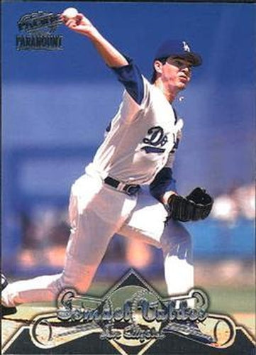 #182 Ismael Valdes - Los Angeles Dodgers - 1998 Pacific Paramount Baseball