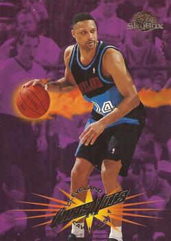 #21 Chris Mills - Cleveland Cavaliers - 1995-96 SkyBox Premium Basketball