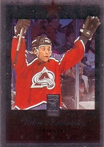 #22 Valeri Kamensky - Colorado Avalanche - 1995-96 Donruss Elite Hockey