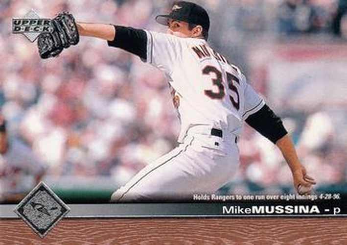 #22 Mike Mussina - Baltimore Orioles - 1997 Upper Deck Baseball