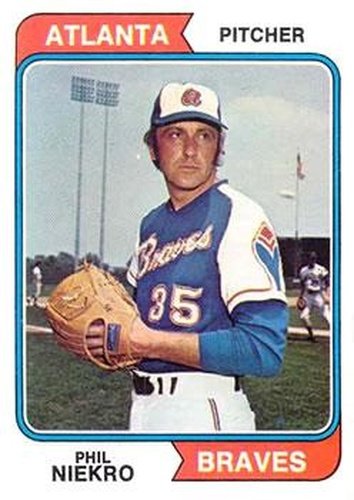 #29 Phil Niekro - Atlanta Braves - 1974 Topps Baseball