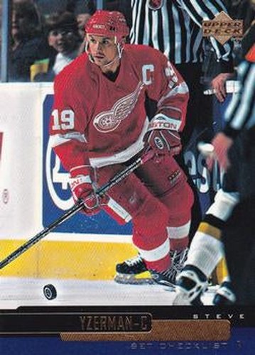 #304 Steve Yzerman - Detroit Red Wings - 1999-00 Upper Deck Hockey