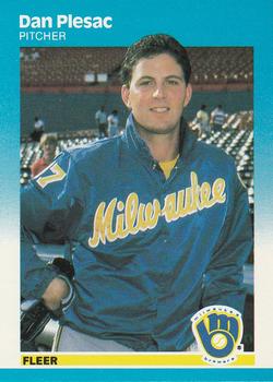 #354 Dan Plesac - Milwaukee Brewers - 1987 Fleer Baseball