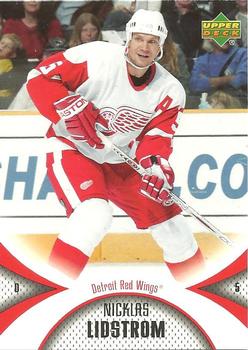 #37 Nicklas Lidstrom - Detroit Red Wings - 2006-07 Upper Deck Mini Jersey Hockey