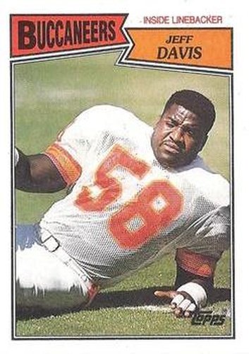 #392 Jeff Davis - Tampa Bay Buccaneers - 1987 Topps Football