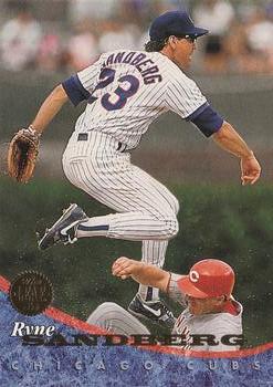 #425 Ryne Sandberg - Chicago Cubs - 1994 Leaf Baseball
