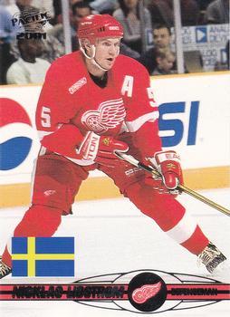 #436 Nicklas Lidstrom - Detroit Red Wings - 2000-01 Pacific Hockey