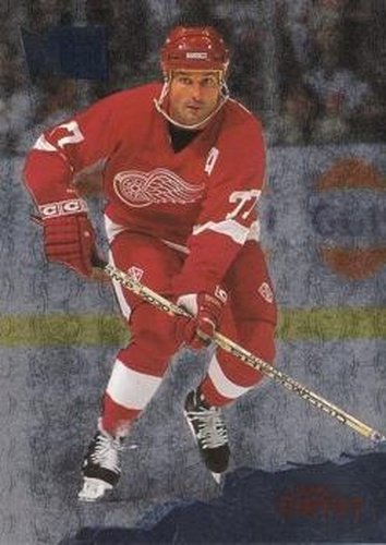#44 Paul Coffey - Detroit Red Wings - 1995-96 Metal Hockey