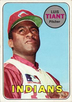 #560 Luis Tiant - Cleveland Indians - 1969 Topps Baseball
