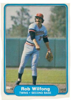 #563 Rob Wilfong - Minnesota Twins - 1982 Fleer Baseball