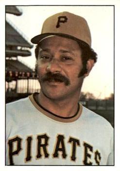 #567 Ramon Hernandez - Pittsburgh Pirates - 1976 SSPC Baseball