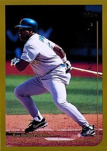 #75 Tony Gwynn - San Diego Padres - 1999 Topps Baseball