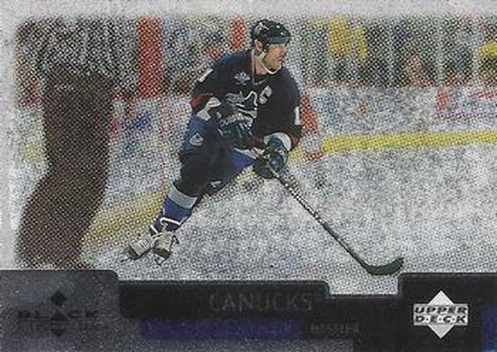 #7 Mark Messier - Vancouver Canucks - 1997-98 Upper Deck Black Diamond Hockey