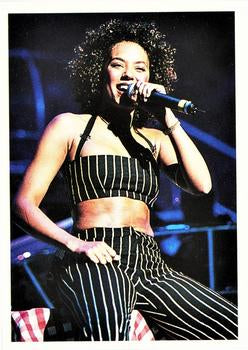 #119 Mel B - 1999 Panini Smash Hits Stickers