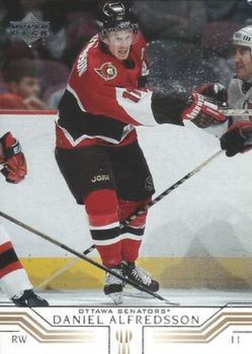 #121 Daniel Alfredsson - Ottawa Senators - 2001-02 Upper Deck Hockey