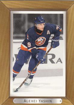 #124 Alexei Yashin - New York Islanders - 2003-04 Upper Deck Beehive Hockey