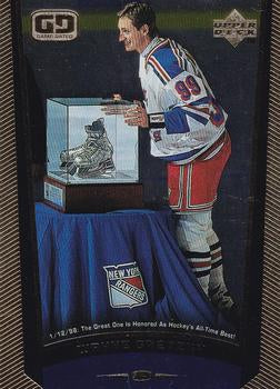 #135 Wayne Gretzky - New York Rangers - 1998-99 Upper Deck Gold Reserve Hockey