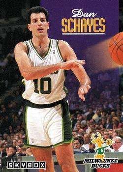 #140 Danny Schayes - Milwaukee Bucks - 1992-93 SkyBox Basketball
