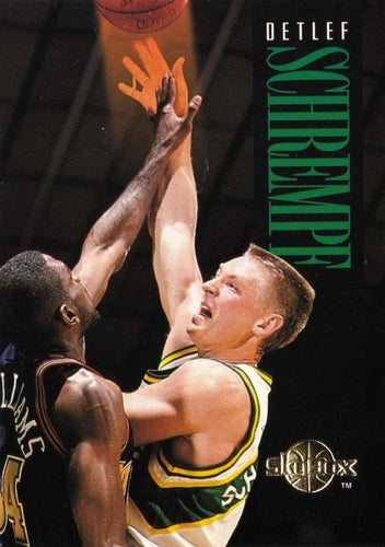#160 Detlef Schrempf - Seattle SuperSonics - 1994-95 SkyBox Premium Basketball
