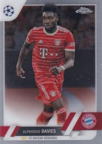 #162 Alphonso Davies - FC Bayern Munchen - 2022-23 Topps Chrome UEFA Club Competitions Soccer