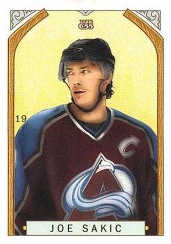 #19 Joe Sakic - Colorado Avalanche - 2003-04 Topps C55 Hockey