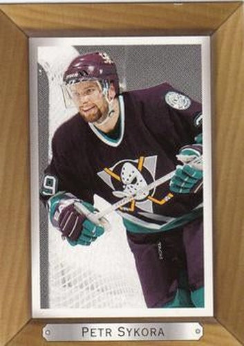 #1 Petr Sykora - Anaheim Mighty Ducks - 2003-04 Upper Deck Beehive Hockey