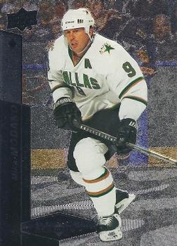 #17 Mike Modano - Detroit Red Wings - 2010-11 Upper Deck Black Diamond Hockey