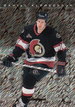 #25 Daniel Alfredsson - Ottawa Senators - 1995-96 Leaf Limited Hockey