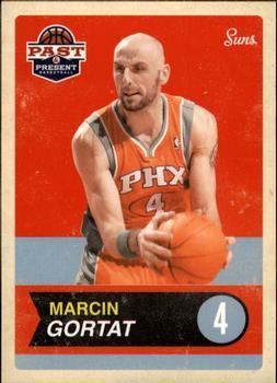 #29 Marcin Gortat - Phoenix Suns - 2011-12 Panini Past & Present Basketball